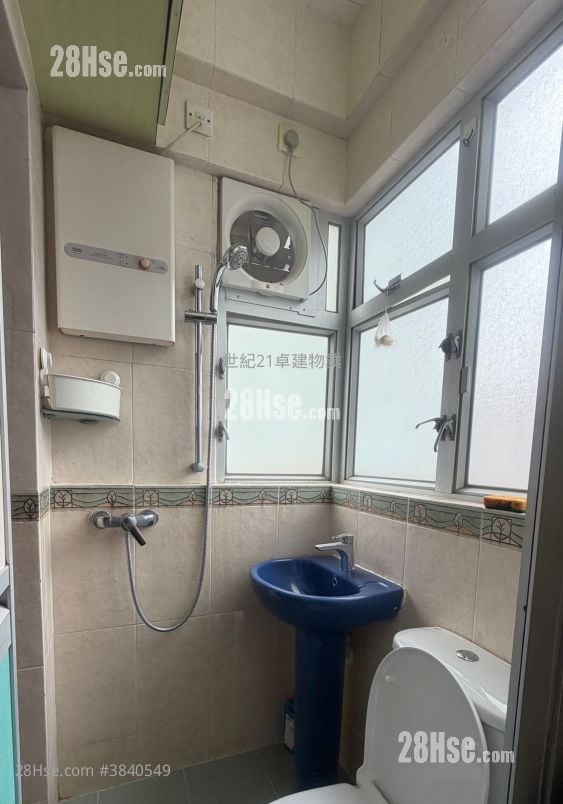 Kam Ha Court Rental 2 Bedrooms , 1 Bathroom 337 ft²
