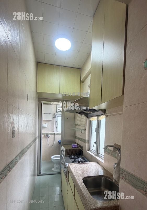 Kam Ha Court Rental 2 Bedrooms , 1 Bathroom 337 ft²