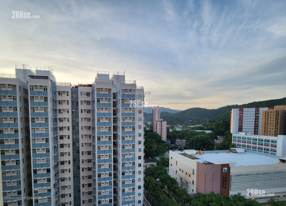 Jade Plaza Rental 269 ft²