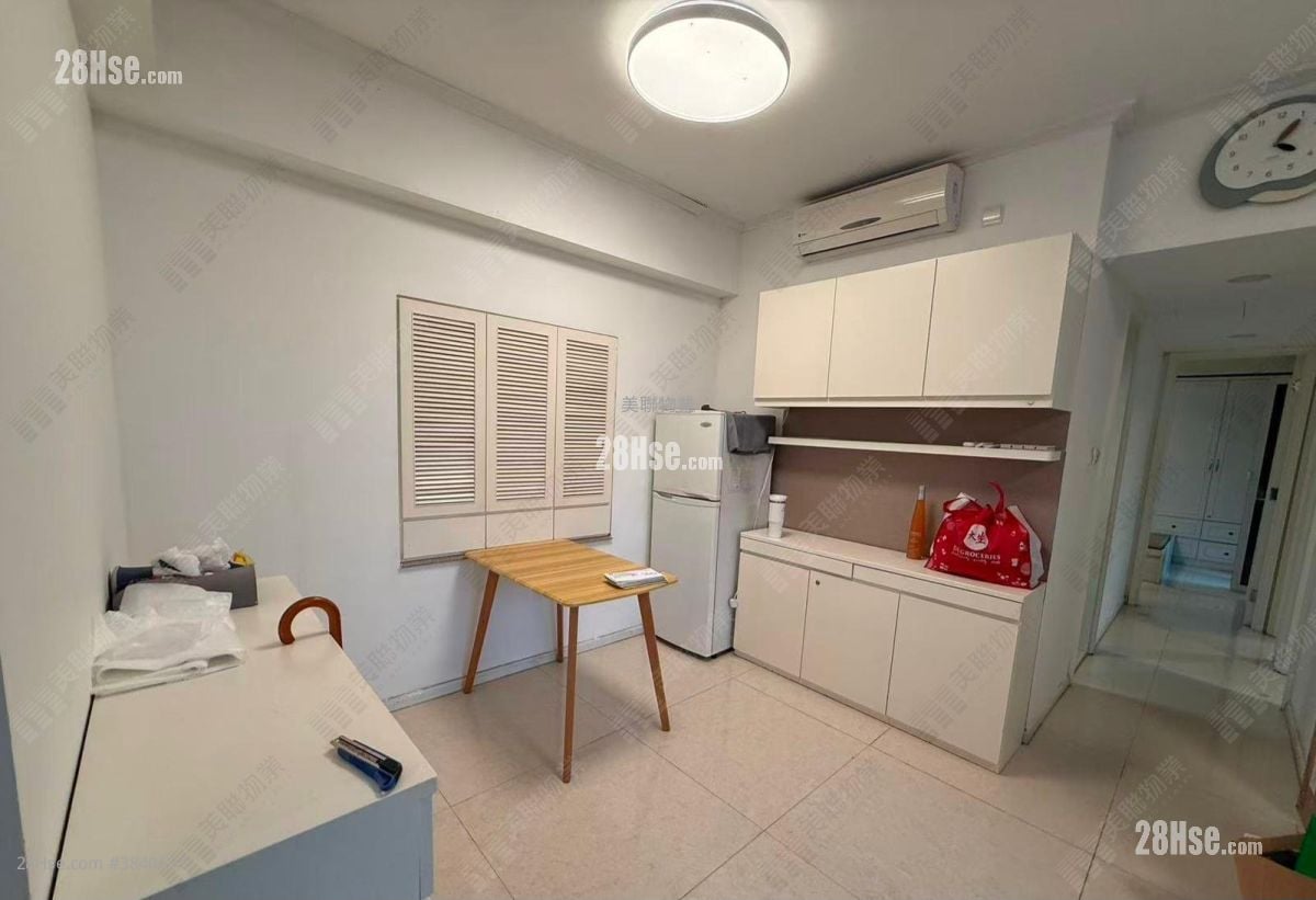The Beaumount Rental 3 Bedrooms , 2 Bathrooms 738 ft²