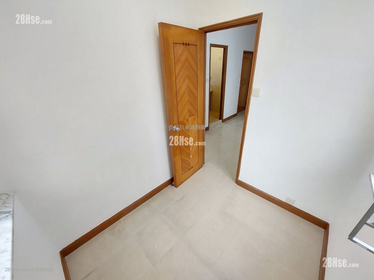 Wai Ching Mansion Rental 2 Bedrooms , 1 Bathroom 285 ft²