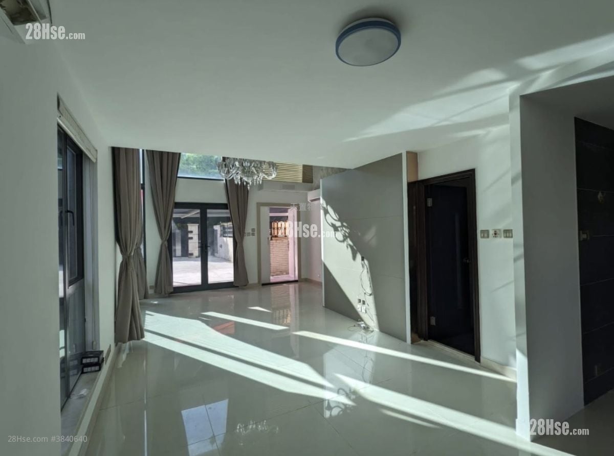 The Home Resort Rental 3 Bedrooms , 3 Bathrooms 1,700 ft²