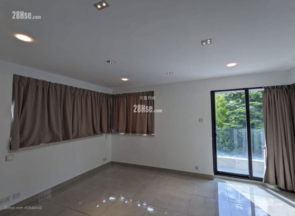 The Home Resort Rental 3 Bedrooms , 3 Bathrooms 1,700 ft²