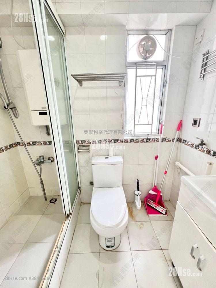 On Ning Garden Sell 2 Bedrooms 431 ft²