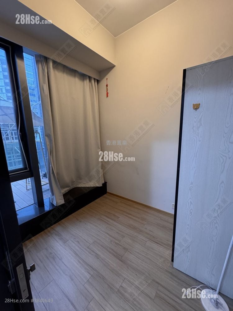 Cetus Square Mile Rental 1 Bedroom , 1 Bathroom 230 ft²