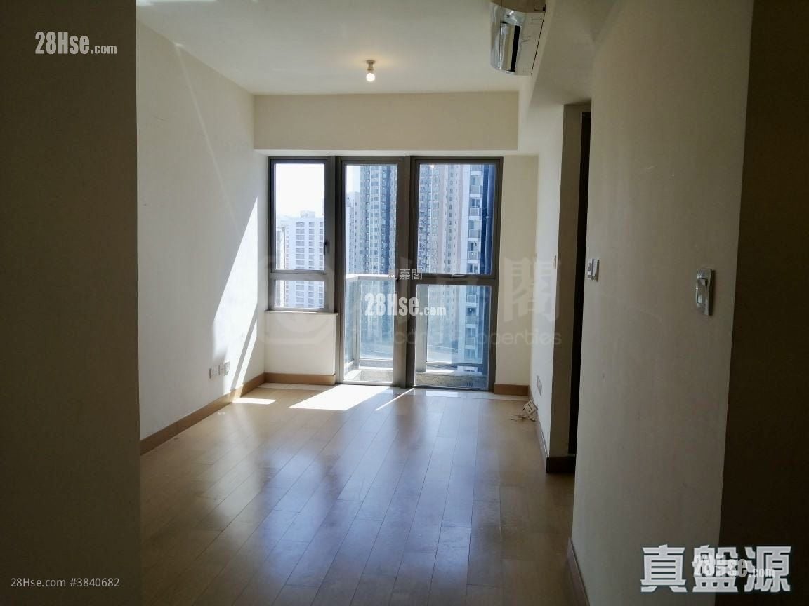 The Spectra Sell 2 Bedrooms 493 ft²