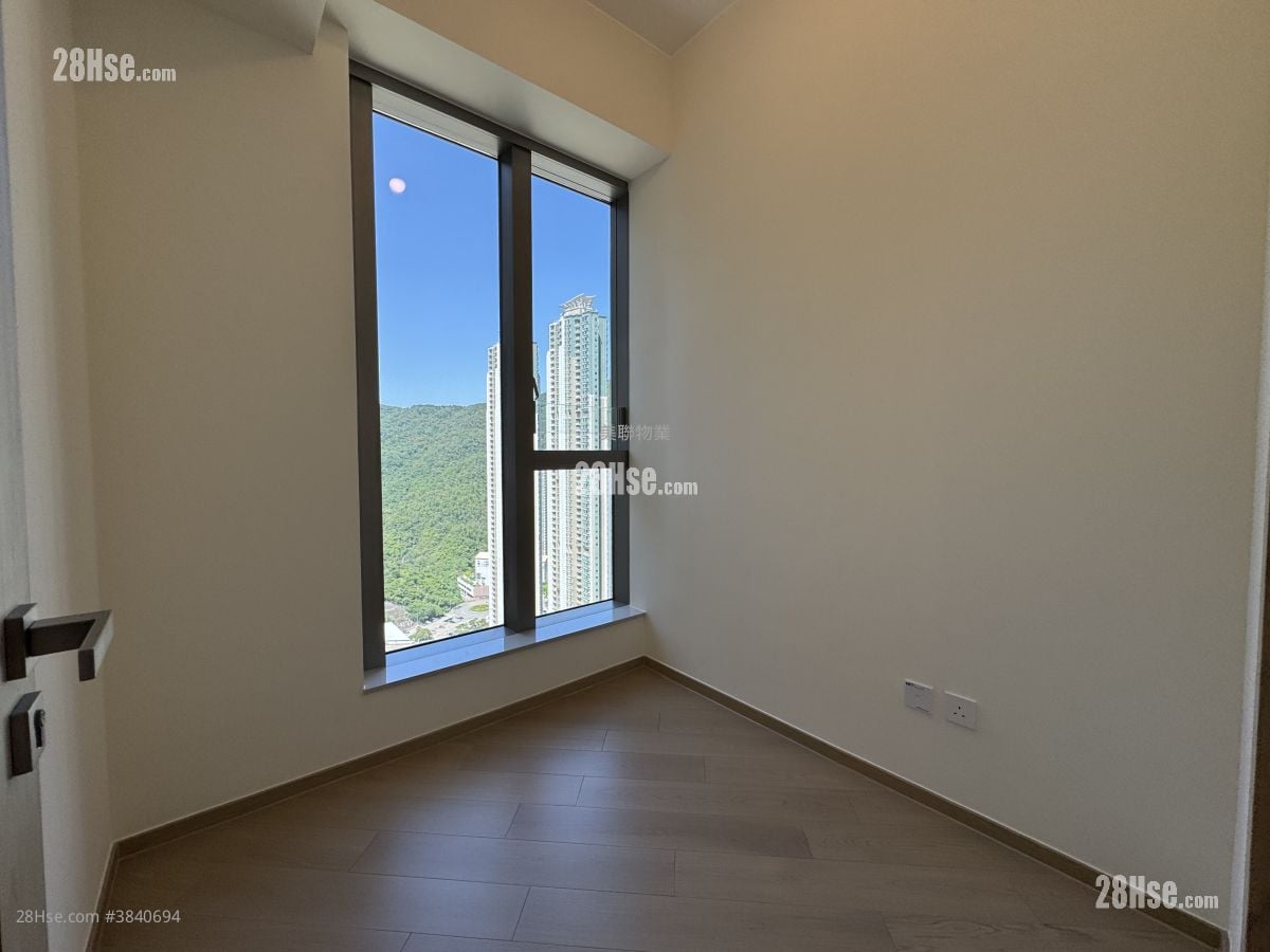 Villa Garda I Sell 2 Bedrooms , 1 Bathroom 455 ft²
