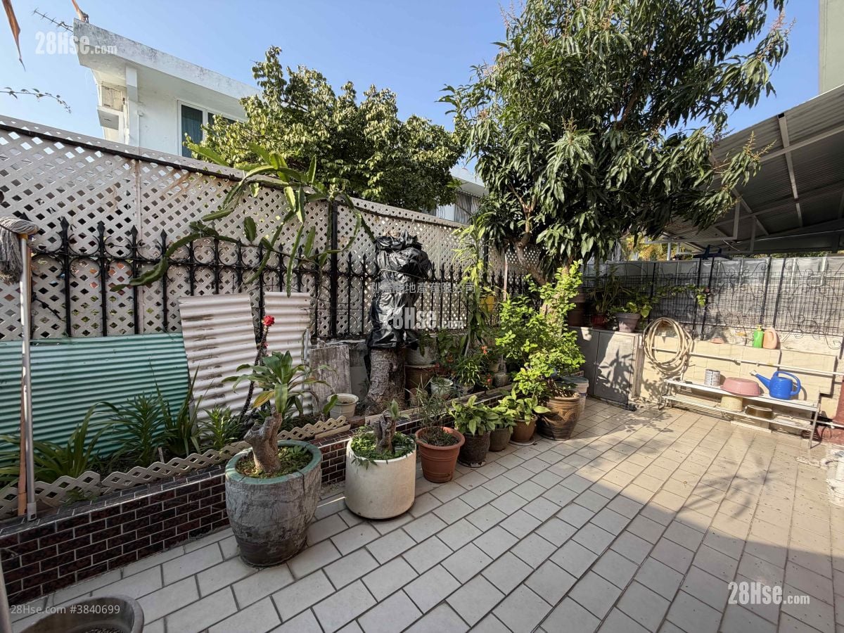 Fairview Park Sell 3 Bedrooms , 2 Bathrooms 950 ft²