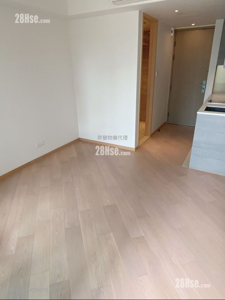 Upper East Rental Studio , 1 Bathroom 228 ft²