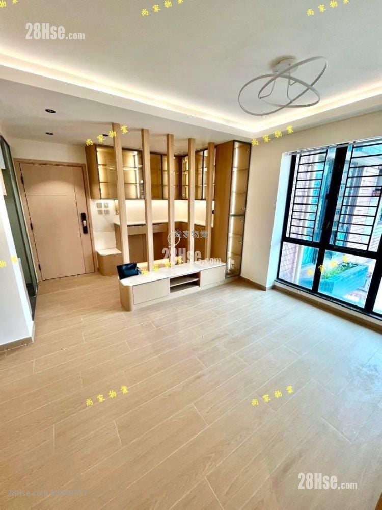 Coronet Court Sell 3 Bedrooms , 2 Bathrooms 651 ft²
