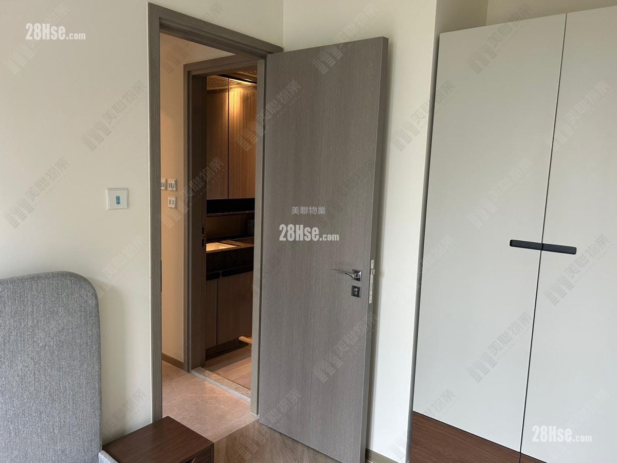 Novo Land Sell 2 Bedrooms , 1 Bathroom 413 ft²