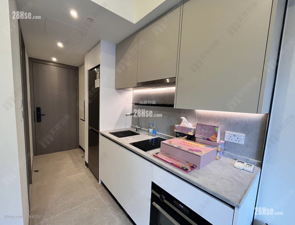 Novo Land Rental 235 ft²