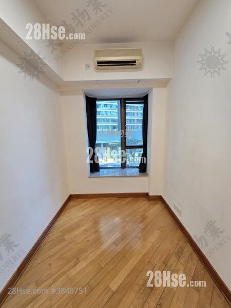 Royal Peninsula Rental 3 Bedrooms 968 ft²