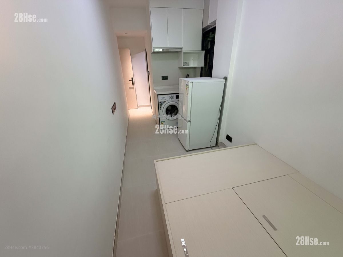 Man Yuen Building Rental Studio , 1 Bathroom 120 ft²