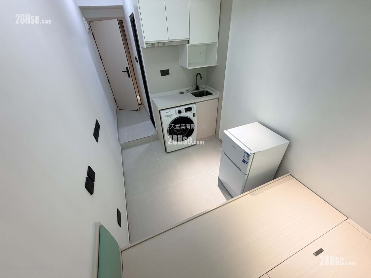 Man Yuen Building Rental Studio , 1 Bathroom 120 ft²