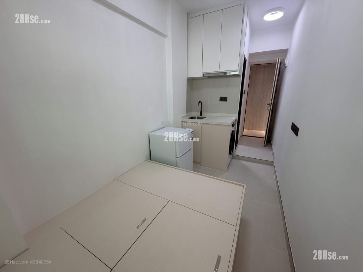 Man Yuen Building Rental Studio , 1 Bathroom 120 ft²