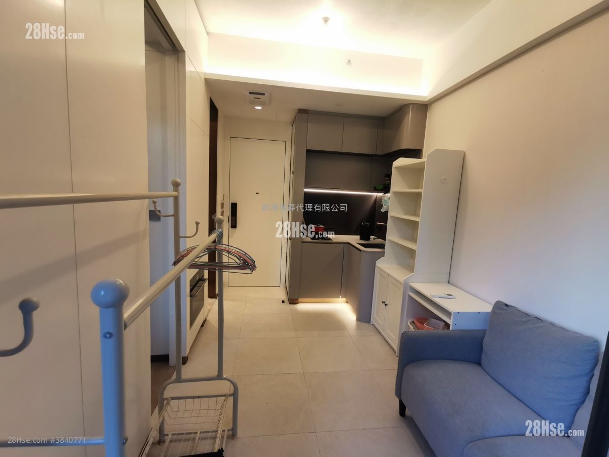 Baker Circle Greenwich Rental 1 Bedroom , 1 Bathroom 265 ft²