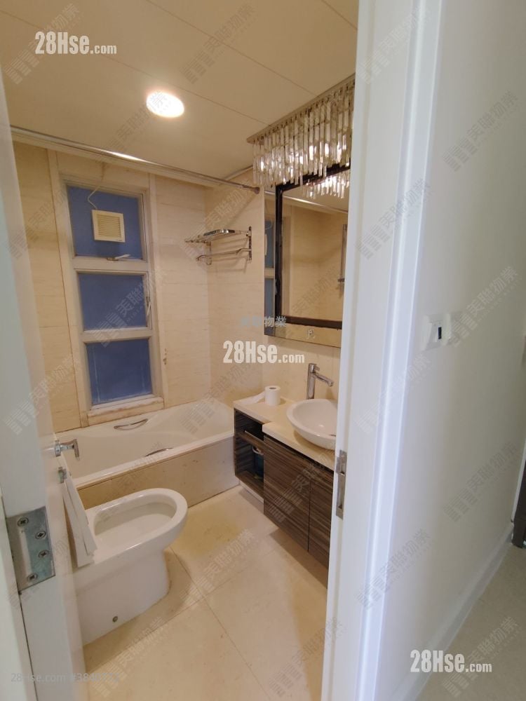 Festival City Rental 3 Bedrooms , 2 Bathrooms 688 ft²