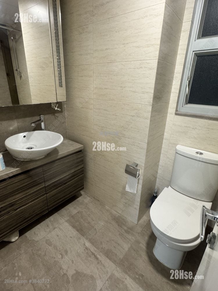 Festival City Rental 3 Bedrooms , 2 Bathrooms 688 ft²