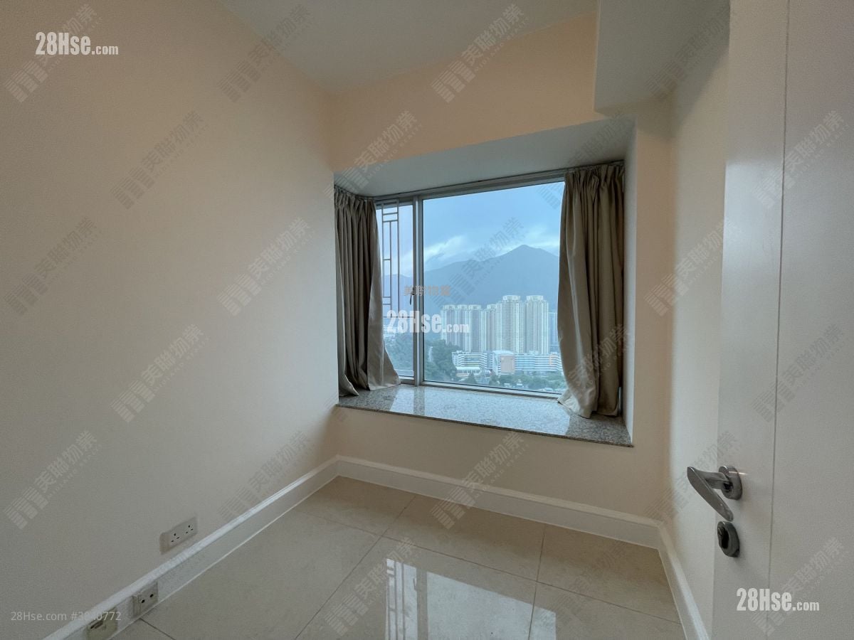 Festival City Rental 3 Bedrooms , 2 Bathrooms 688 ft²