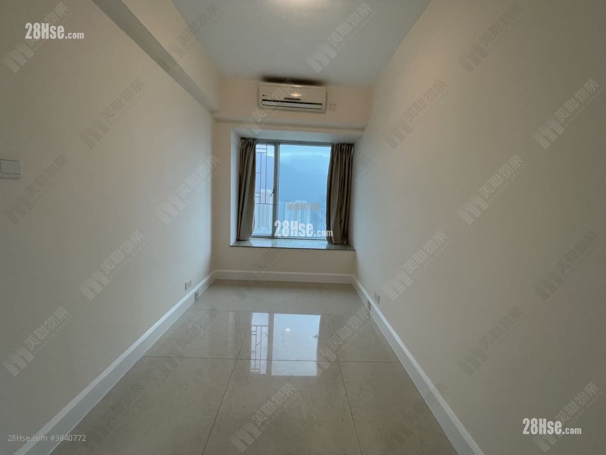 Festival City Rental 3 Bedrooms , 2 Bathrooms 688 ft²