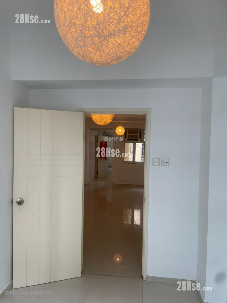 470-472 Lockhart Road Rental 2 Bedrooms , 1 Bathroom 610 ft²