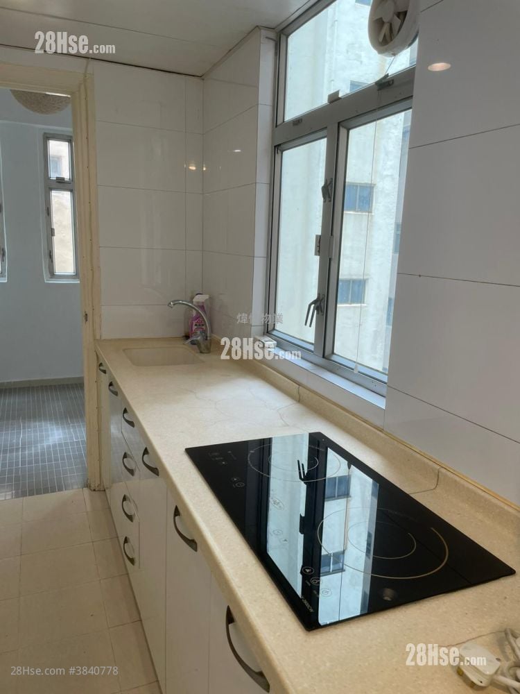 470-472 Lockhart Road Rental 2 Bedrooms , 1 Bathroom 610 ft²