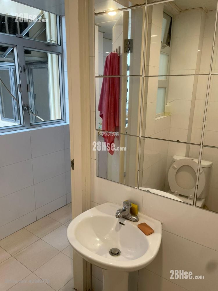 470-472 Lockhart Road Rental 2 Bedrooms , 1 Bathroom 610 ft²