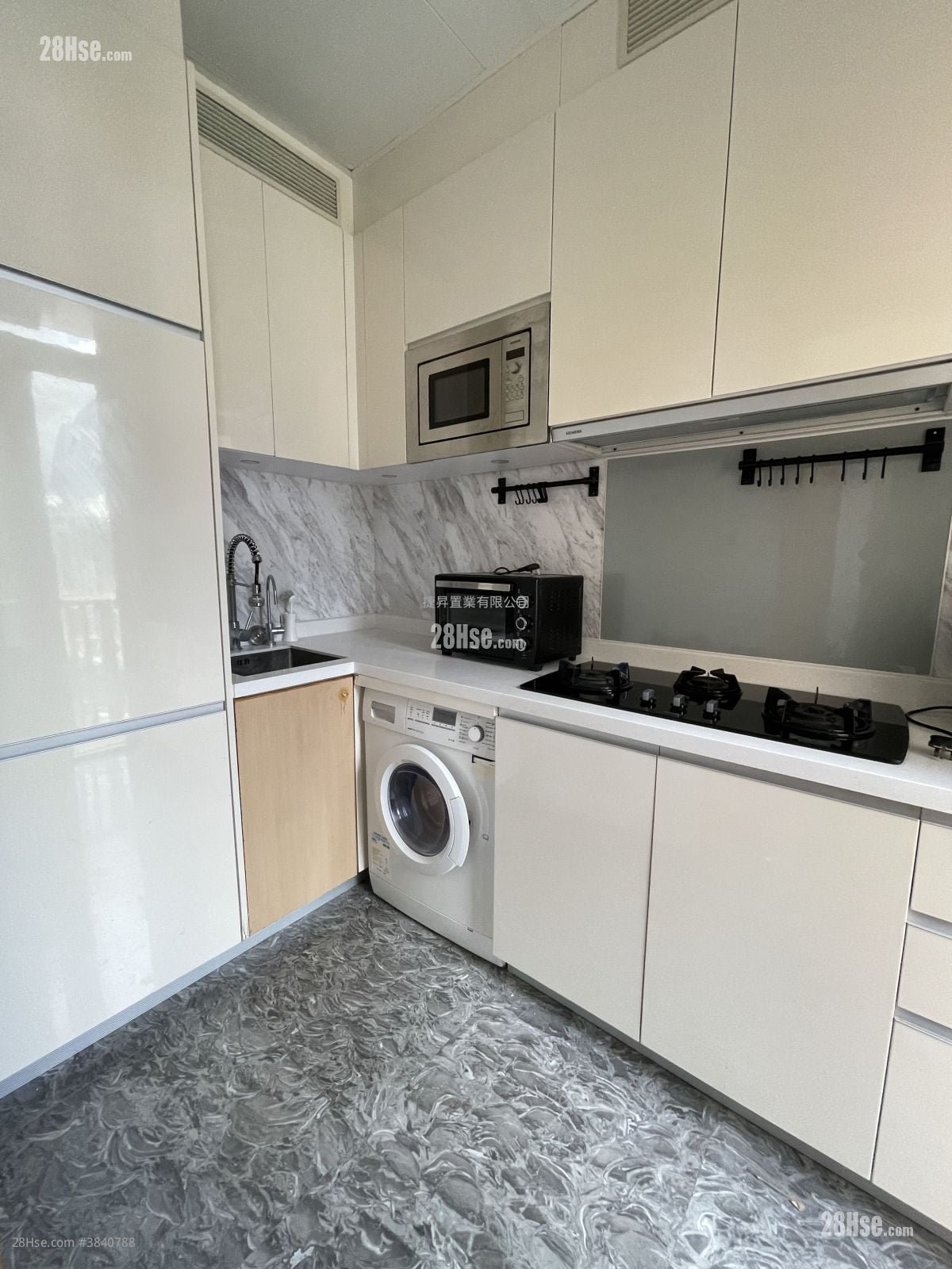 Star Ruby Sell 1 Bedroom , 1 Bathroom 343 ft²