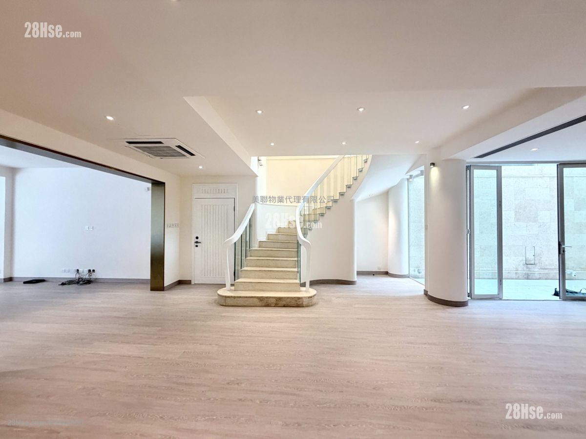 3 Cambridge Road Rental 5+ Bedrooms , 3 Bathrooms 2,019 ft²