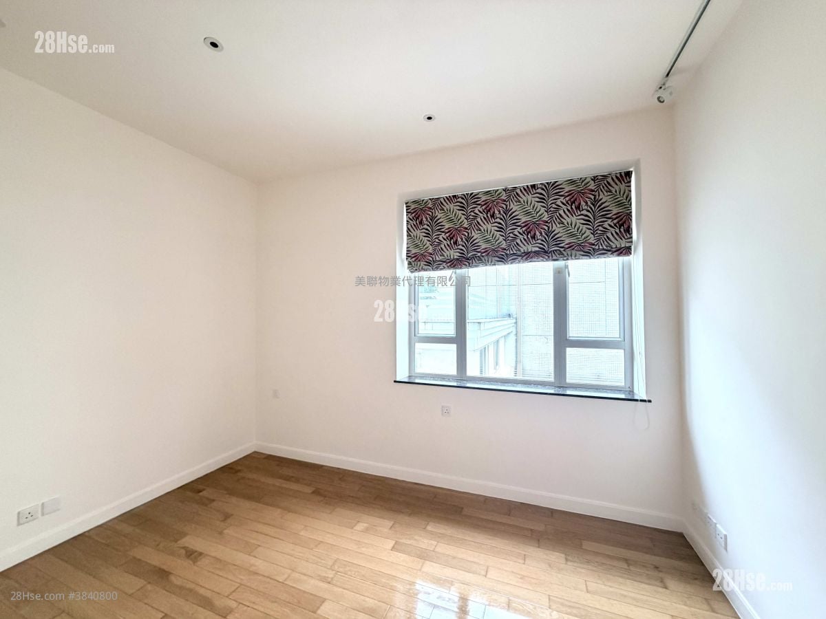 3 Cambridge Road Rental 5+ Bedrooms , 3 Bathrooms 2,019 ft²