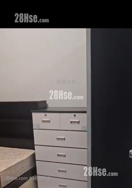 Happy Mansion Rental 2 Bedrooms , 1 Bathroom 347 ft²