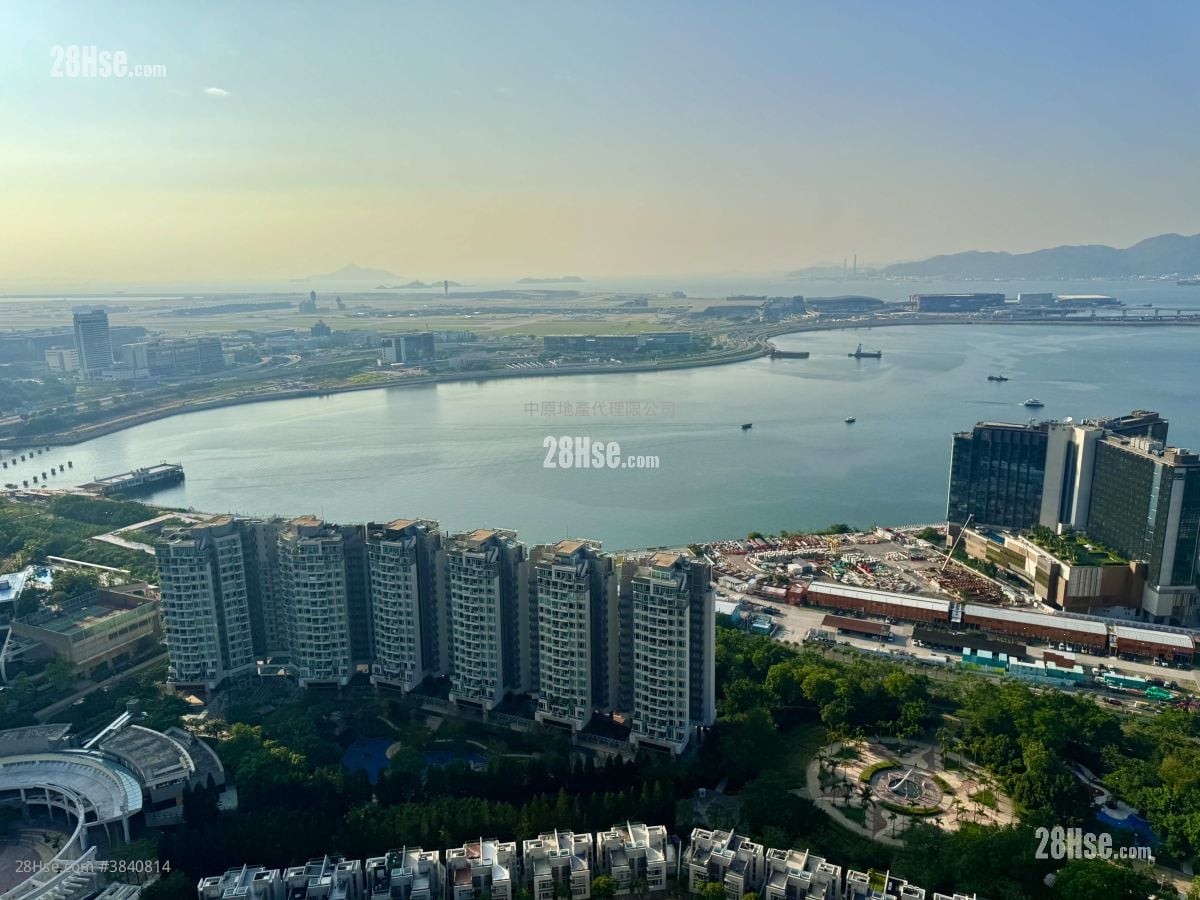 Coastal Skyline Sell 3 Bedrooms , 2 Bathrooms 911 ft²