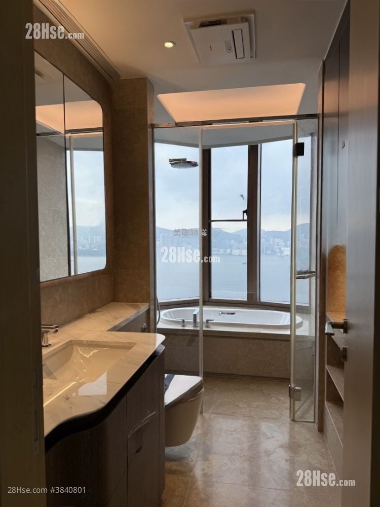 Lp10 Rental 4 Bedrooms , 4 Bathrooms 1,523 ft²