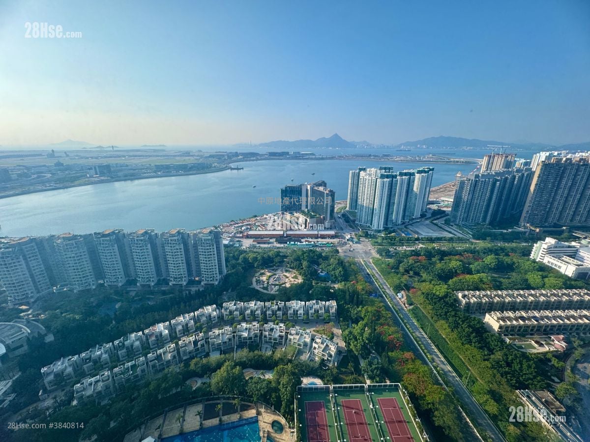 Coastal Skyline Sell 3 Bedrooms , 2 Bathrooms 911 ft²