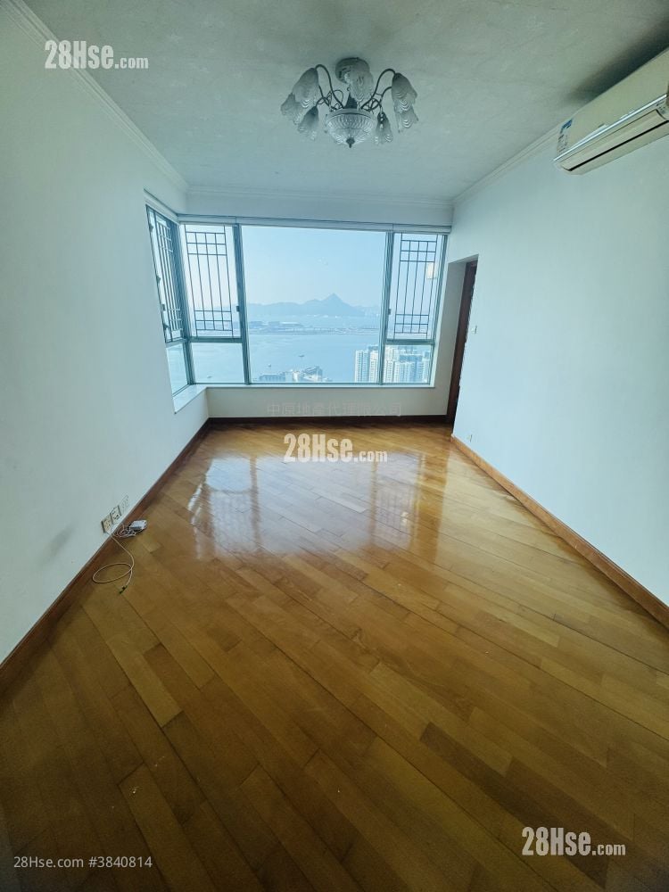 Coastal Skyline Sell 3 Bedrooms , 2 Bathrooms 911 ft²
