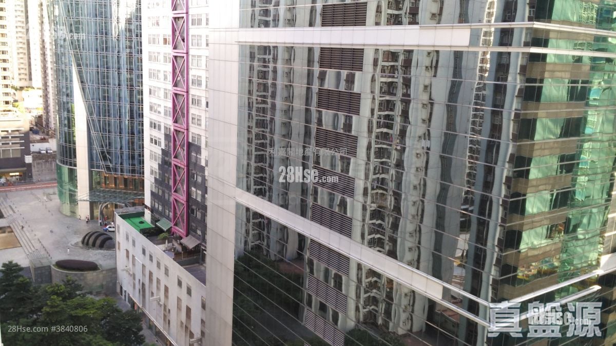 Taikoo Shing Sell 3 Bedrooms 897 ft²