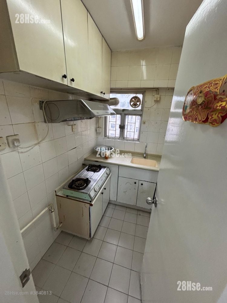 Folkland Mansion Sell 3 Bedrooms , 1 Bathroom 394 ft²