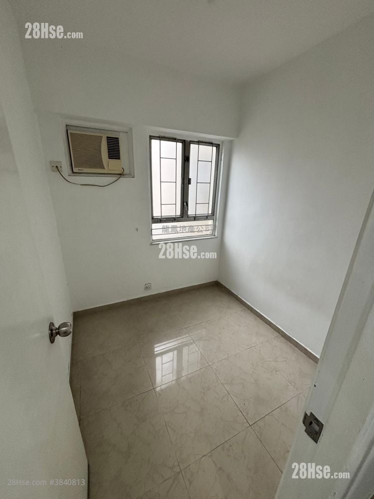 Folkland Mansion Sell 3 Bedrooms , 1 Bathroom 394 ft²