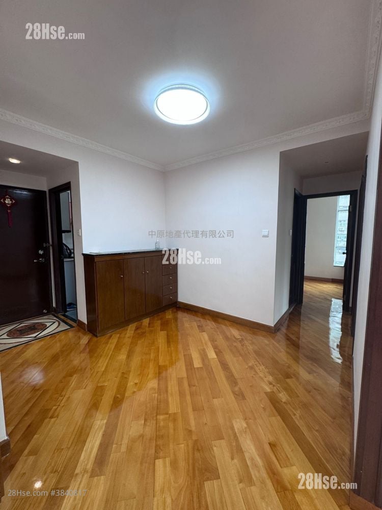Discovery Park Rental 3 Bedrooms , 2 Bathrooms 653 ft²