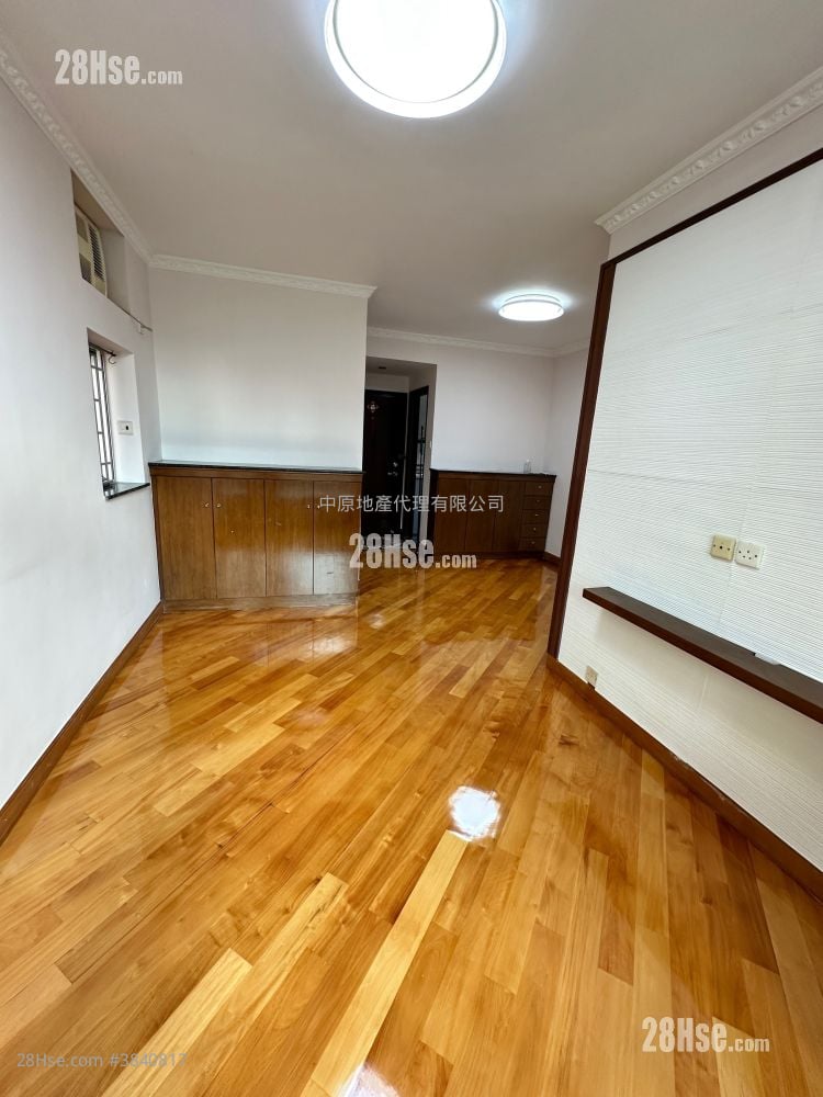 Discovery Park Rental 3 Bedrooms , 2 Bathrooms 653 ft²