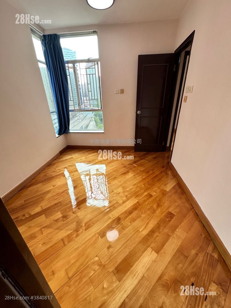 Discovery Park Rental 3 Bedrooms , 2 Bathrooms 653 ft²