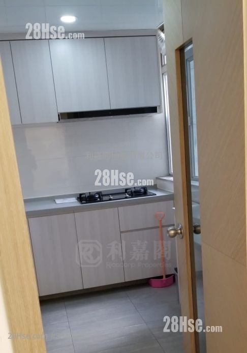 Park Vale Sell 3 Bedrooms 652 ft²