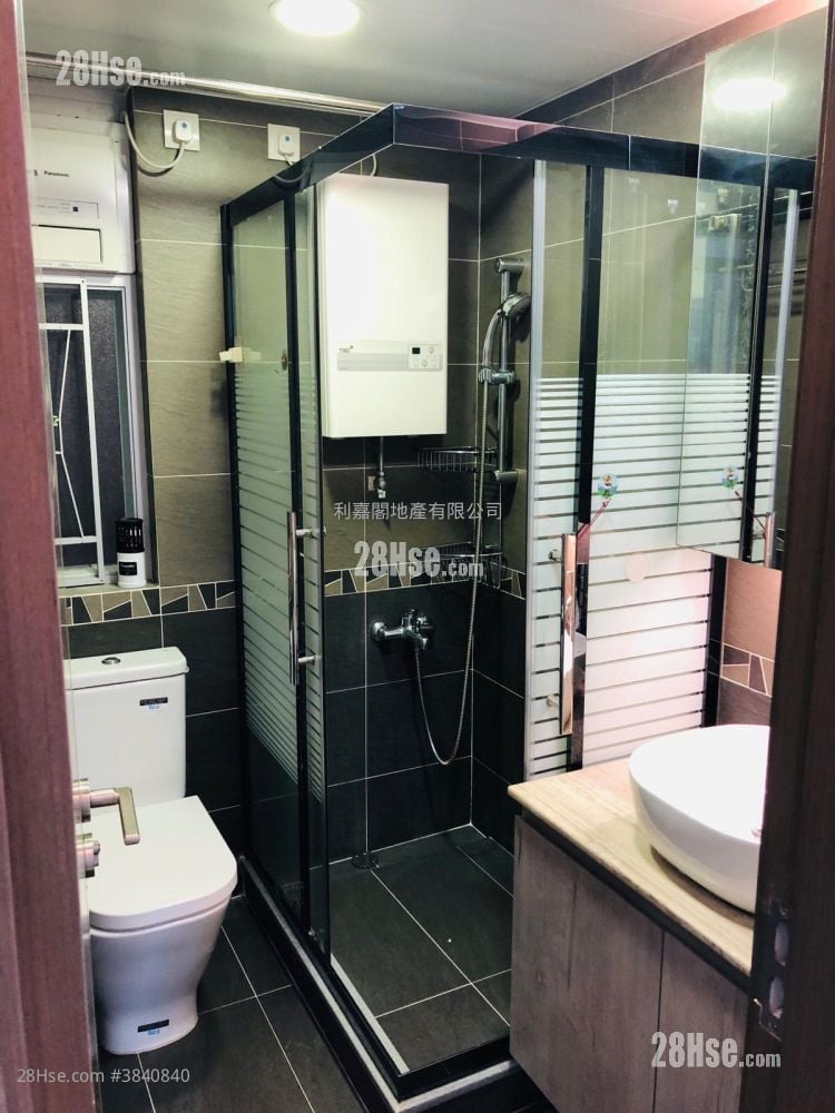 Jubilee Garden Rental 2 Bedrooms , 1 Bathroom 498 ft²