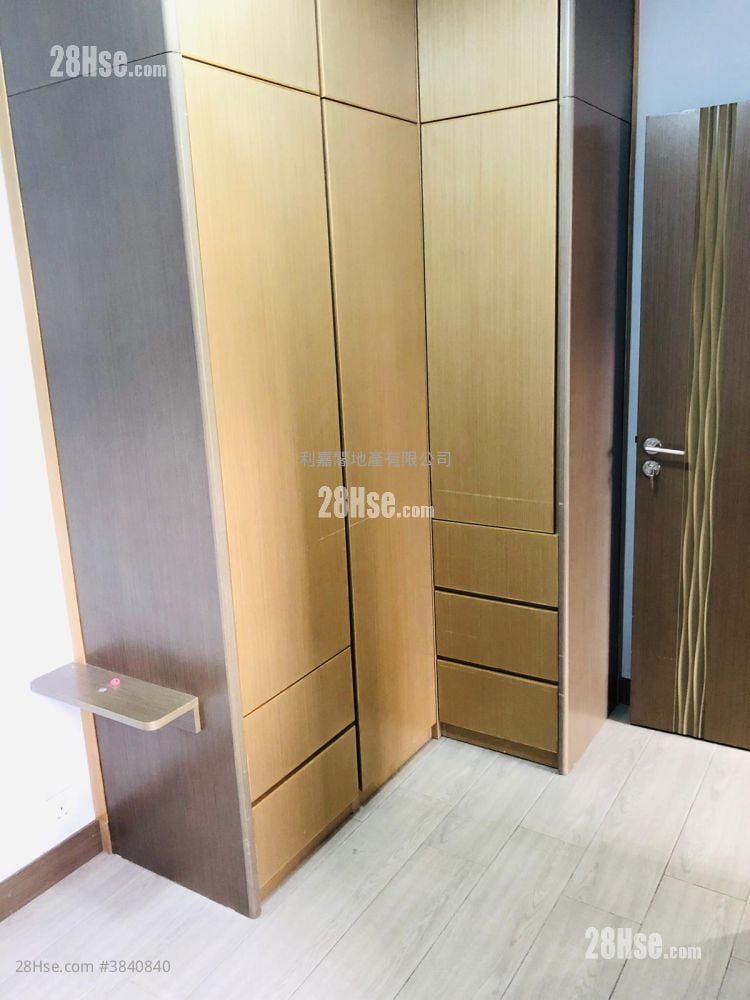 Jubilee Garden Rental 2 Bedrooms , 1 Bathroom 498 ft²