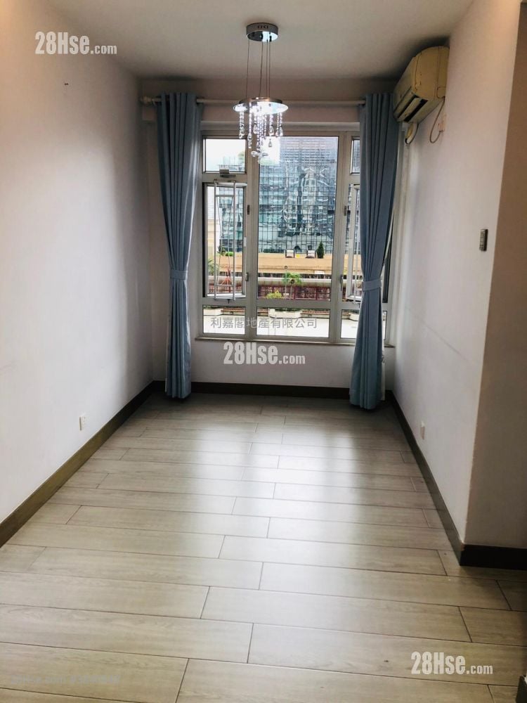 Jubilee Garden Rental 2 Bedrooms , 1 Bathroom 498 ft²
