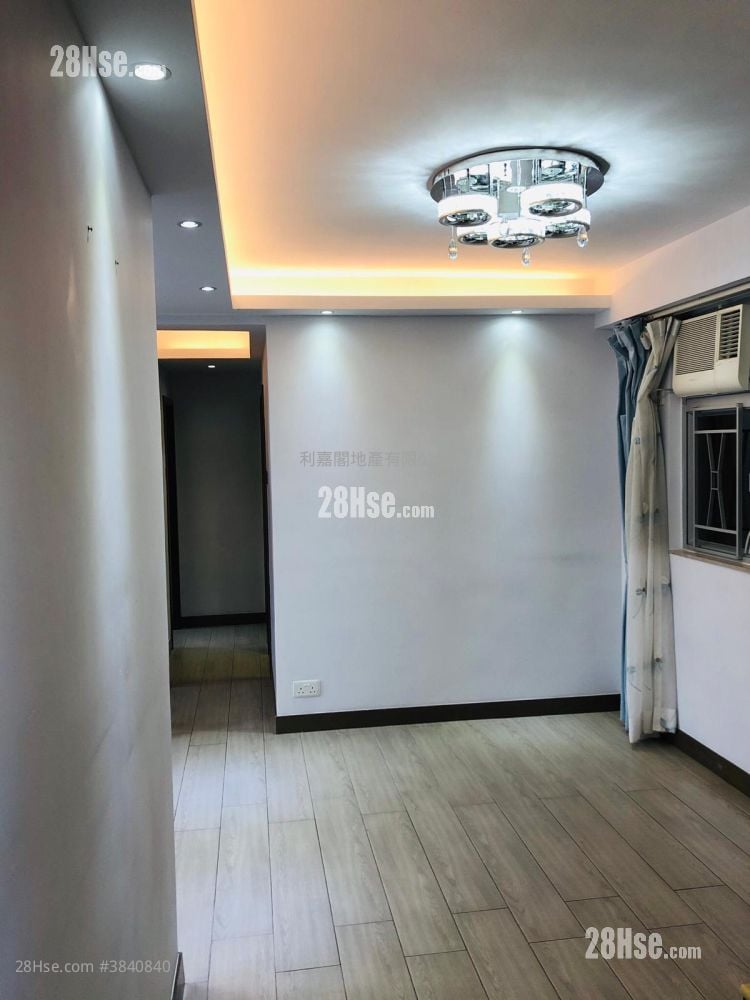 Jubilee Garden Rental 2 Bedrooms , 1 Bathroom 498 ft²