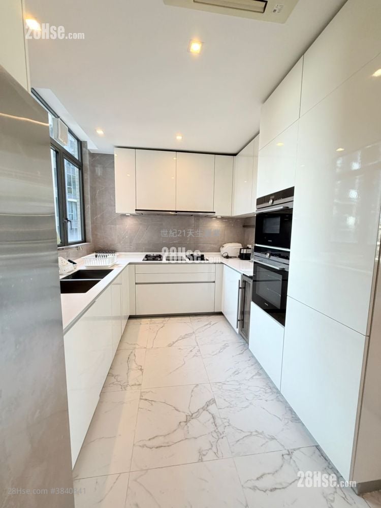 The Bloomsway Sell 4 Bedrooms , 3 Bathrooms 1,274 ft²