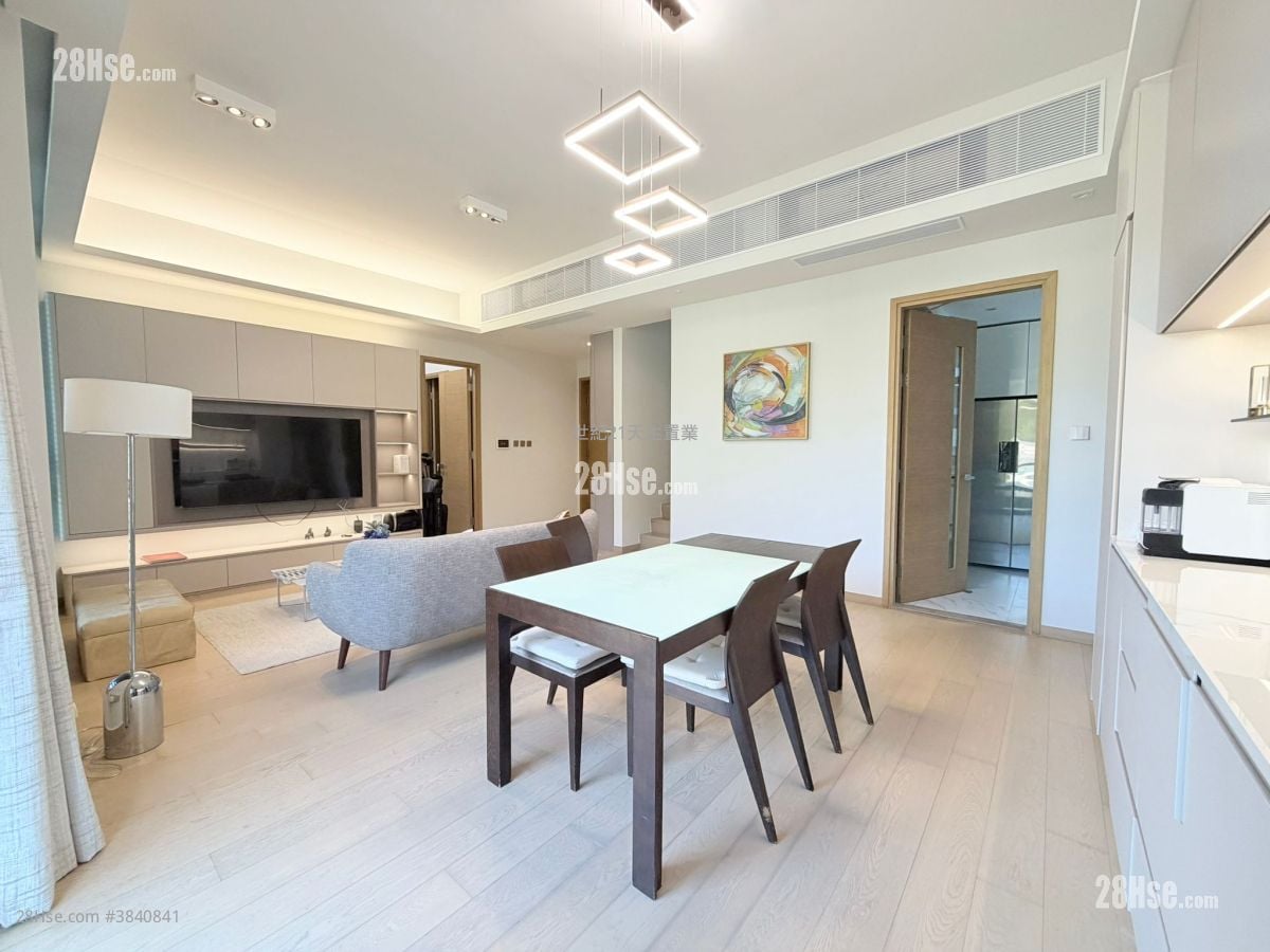 The Bloomsway Sell 4 Bedrooms , 3 Bathrooms 1,274 ft²