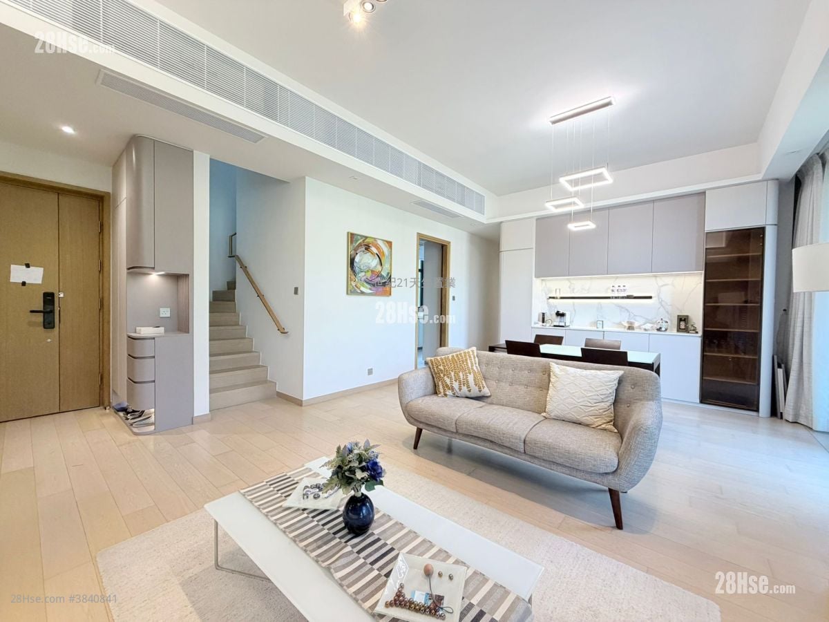 The Bloomsway Sell 4 Bedrooms , 3 Bathrooms 1,274 ft²